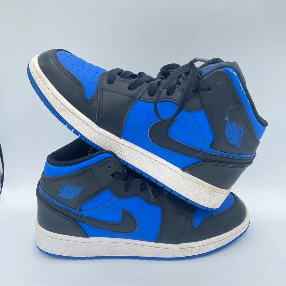 Nike Air Jordan 1 High Top Basketball Shoes Blue DQ8423-042 Youth Size 6.5Y - Picture 2 of 10